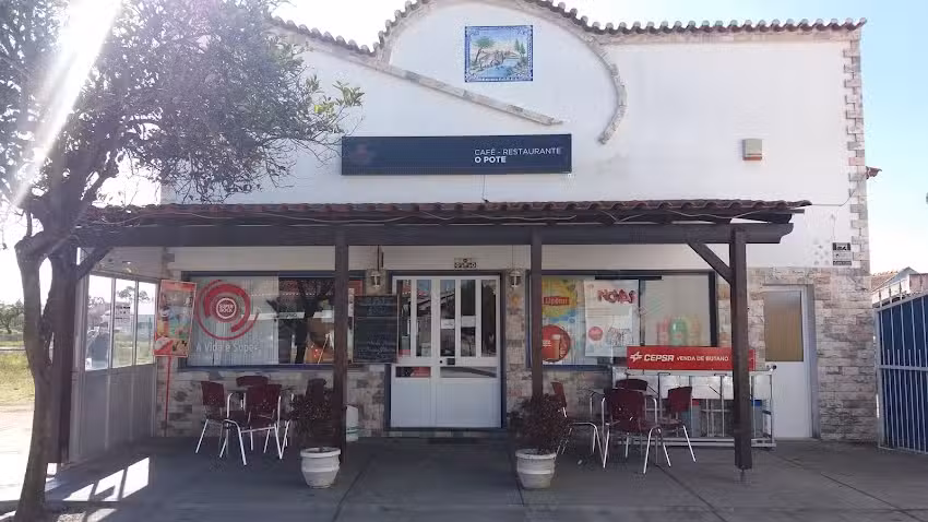Caf&eacute; Restaurante O Pote
