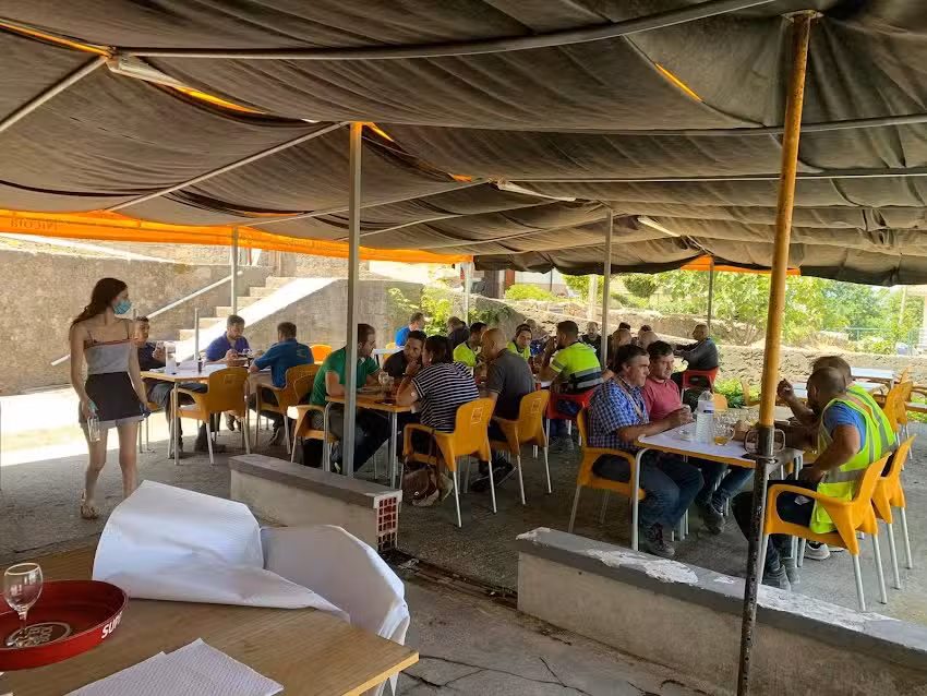 Caf&eacute; Restaurante Papagaio