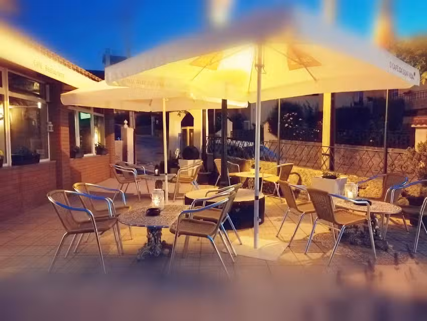 Caf&eacute; Restaurante Ponto de Encontro