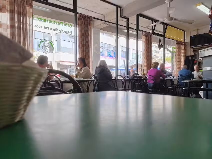 Cafė Restaurante Rocha