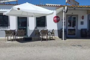 Caf&eacute; Restaurante Stop