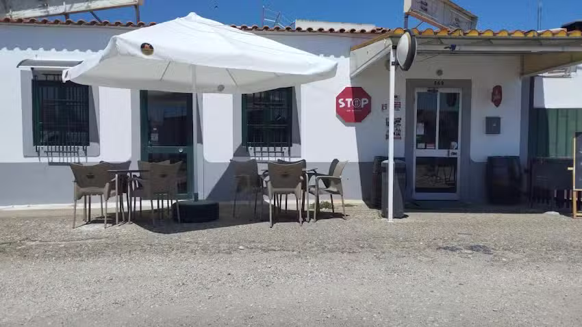 Caf&eacute; Restaurante Stop