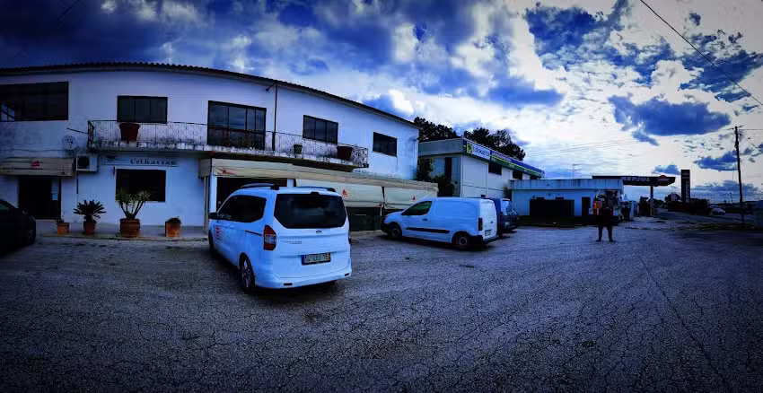 Caf&eacute; Restaurante Velharias