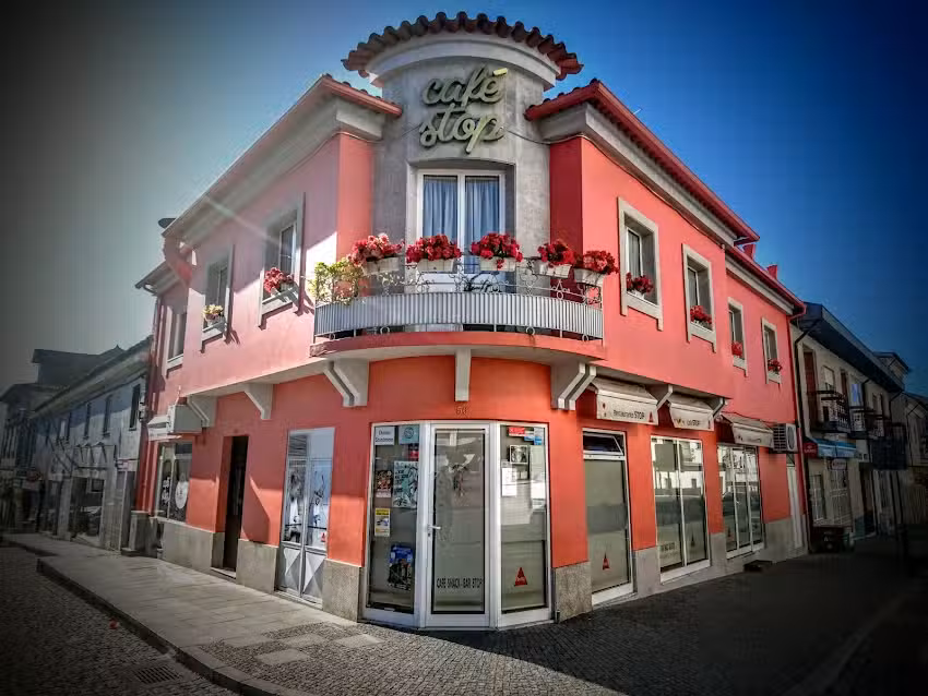 Caf&eacute; Stop