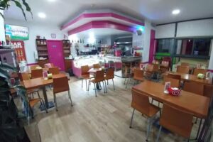 Caf&eacute; Vallis Park