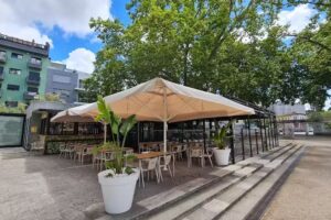 Caf&eacute;Caphe de Leiria, Steakhouse e Tapas, cocktail bar