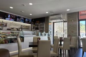 Cafetaria & Gelataria Mozart