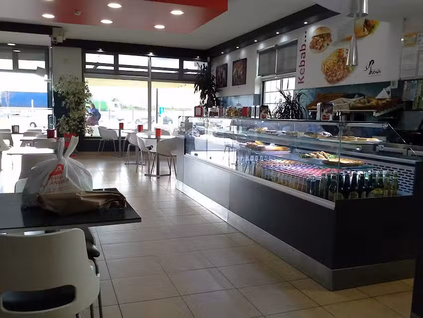 Cafetaria Troia &ndash; Restaurante e cafetaria