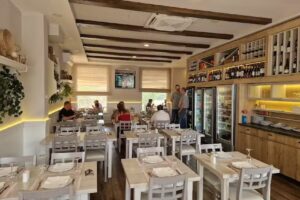 Cantinho Alentejano-restaurante Churrasqueira (portim&atilde;o)