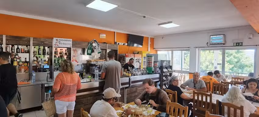 CANTINHO DA LILI