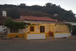 Casa De Pasto A Parreirinha