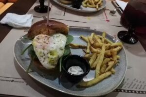 Central151 &ndash; Hamburgueria Artesanal