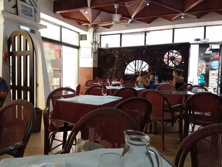 Chamin&eacute; Restaurant