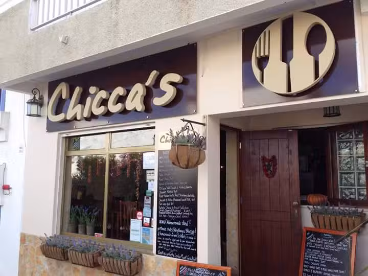 Chiccas Restaurant