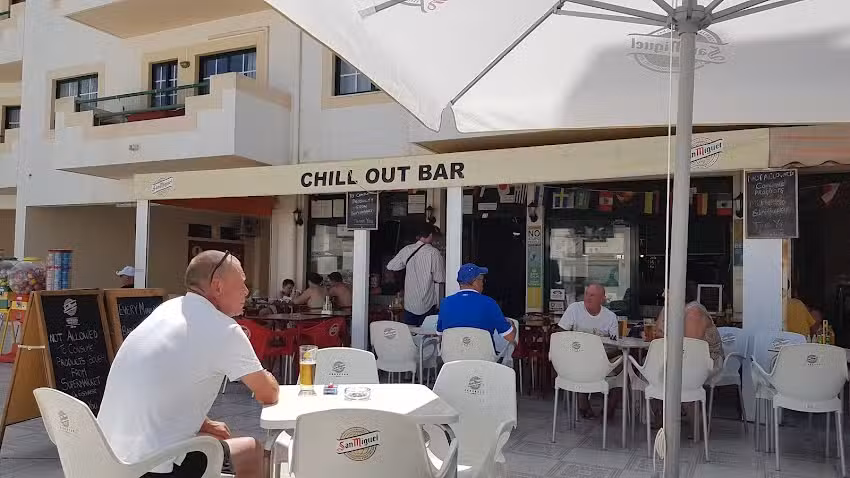 Chill Out Bar