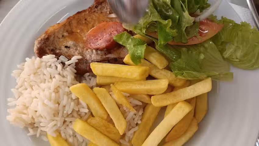 Churrasqueira &ldquo;A Paula&rdquo;