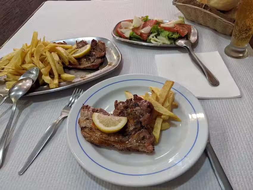 Churrasqueira Marechal (lordelo Do Ouro)