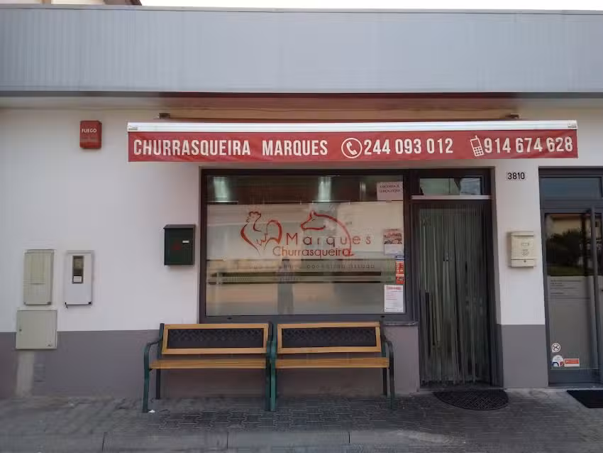 Churrasqueira Marques Colmeias