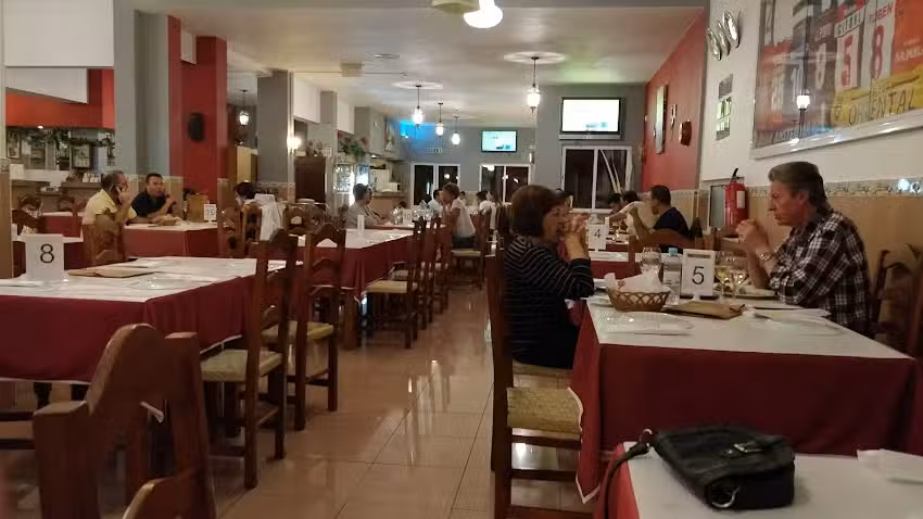 Churrasqueira O Manel Dos Frangos (Albufeira)