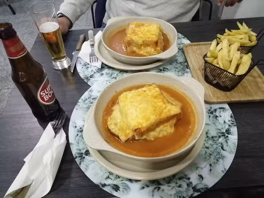 Como em Casa Caf&eacute; Snack Bar