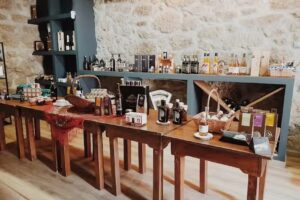 Crónicas da Vila Mercearia Gourmet e Petisqueira