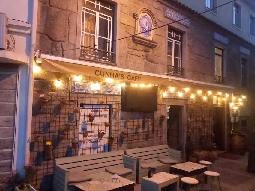 Cunha&rsquo;s Caf&eacute;