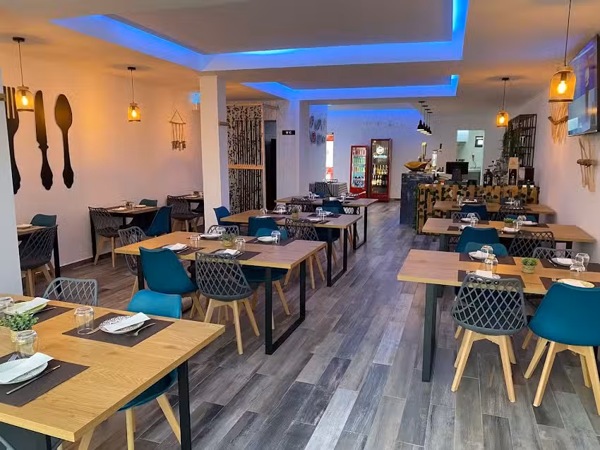 D.&ordf; Maria &ndash; Tapas e Petiscos