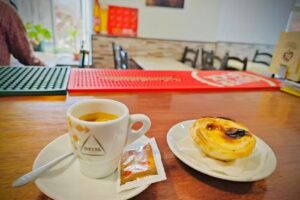 Dayal cafe e resturante e mini mercado