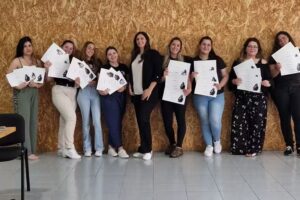 DINA COELHO BEAUTY & ACADEMY