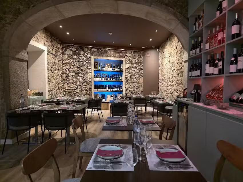 DizTinto Restaurant Wine Bar