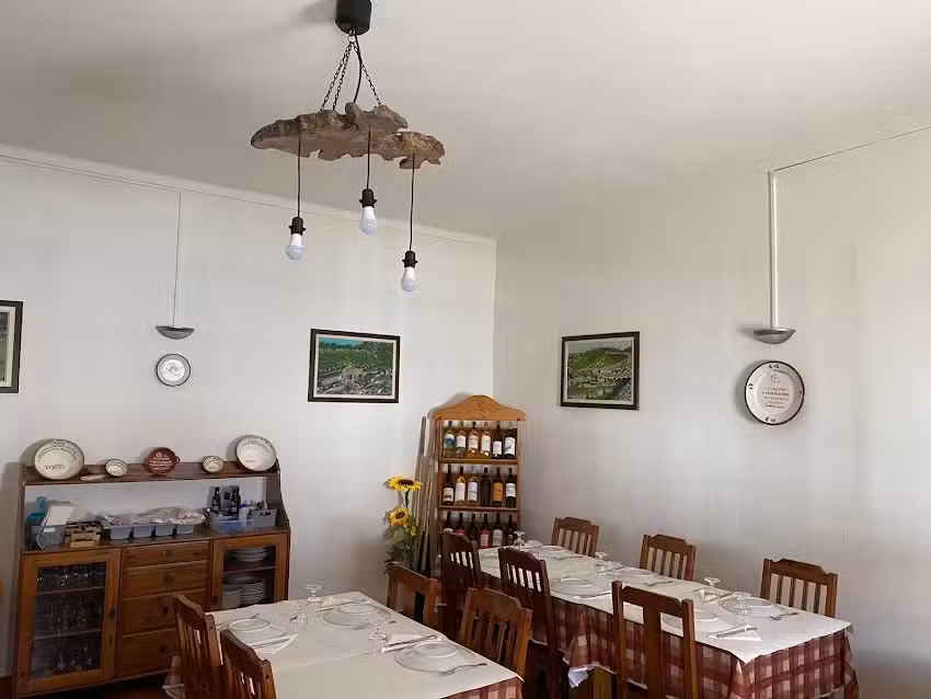 Djebe Sport Caf&eacute;