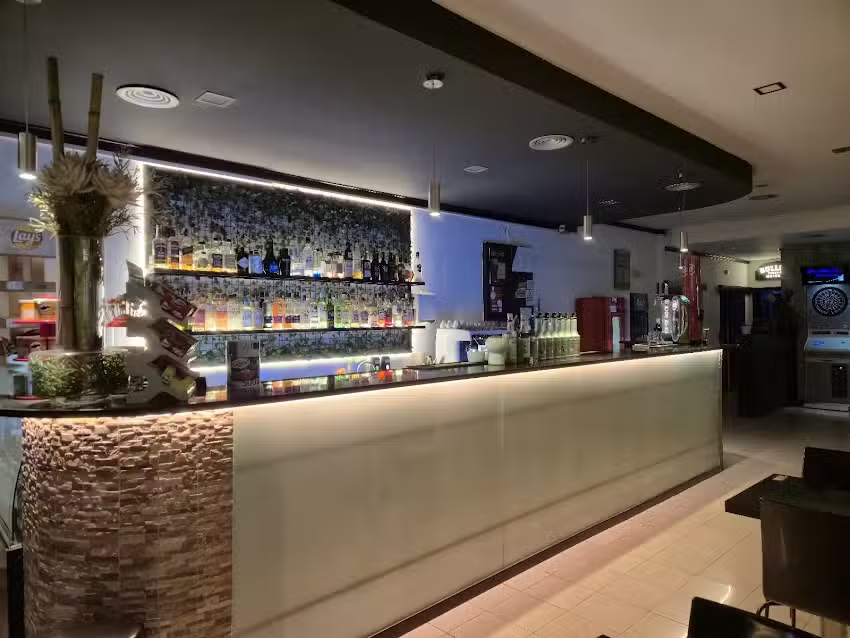 Dock&rsquo;s &ndash; Shisha & Drinks