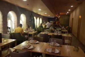 &eacute;LeB&ecirc; Entreparedes