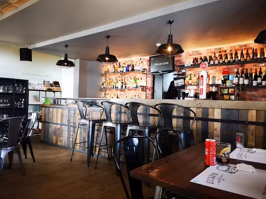 Enigma &ndash; Hamburgueria Artesanal &ndash; Batalha