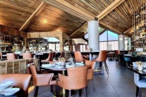 Enoteca 17&bull;56 &ndash; Real Companhia Velha