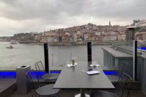 Espa&ccedil;o Porto Cruz