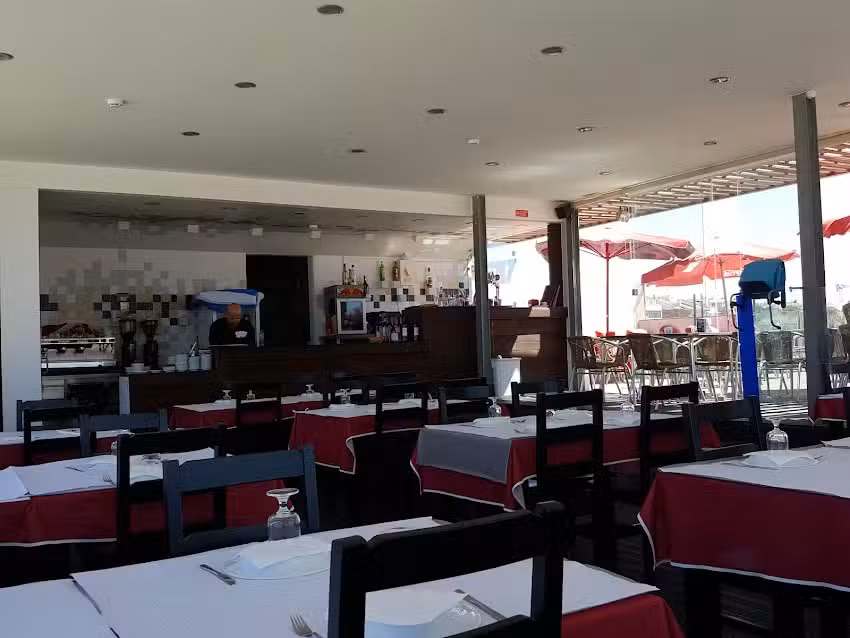 Esplanada Z&eacute; Manel