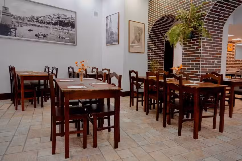 Familia Restaurante