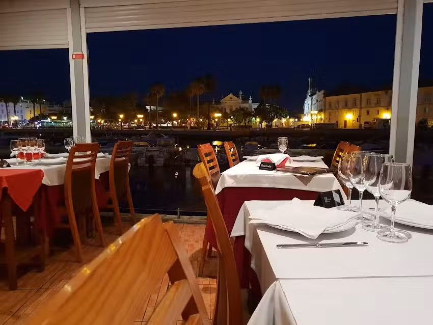 Faro e Benfica Marina