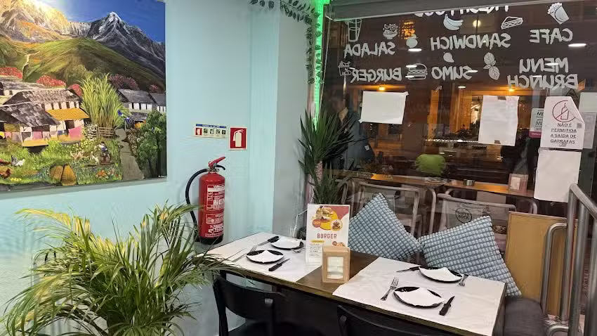 Fiesta Restro And Snack Bar