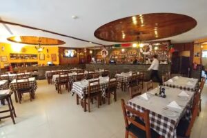 Flamingo Restaurant & Bar