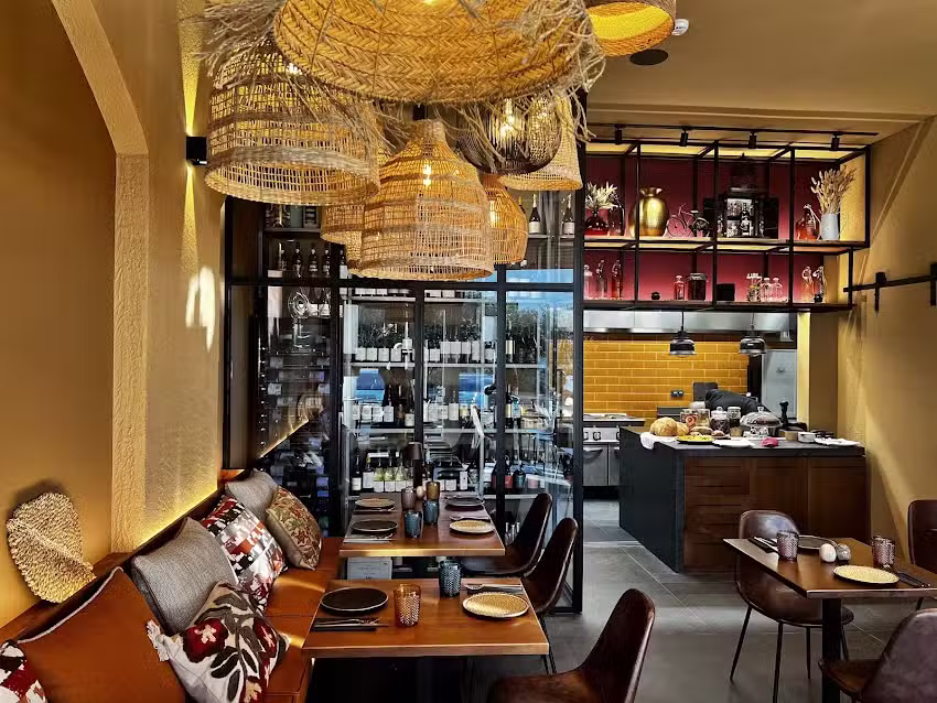 FUGA Brunch & Bistro Bar