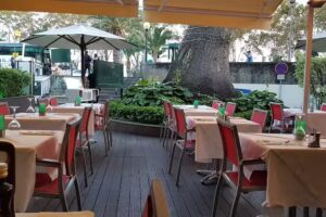 FX Restaurant & Sports Bar