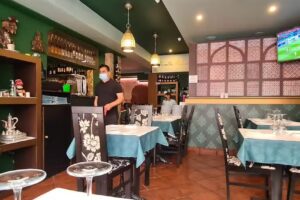 Gandhi Palace ( Top Indian Restaurant )