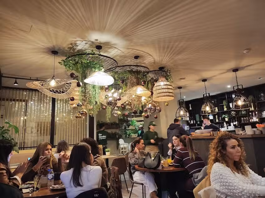 Garden Braga Caf&eacute; | Brunch Restaurant