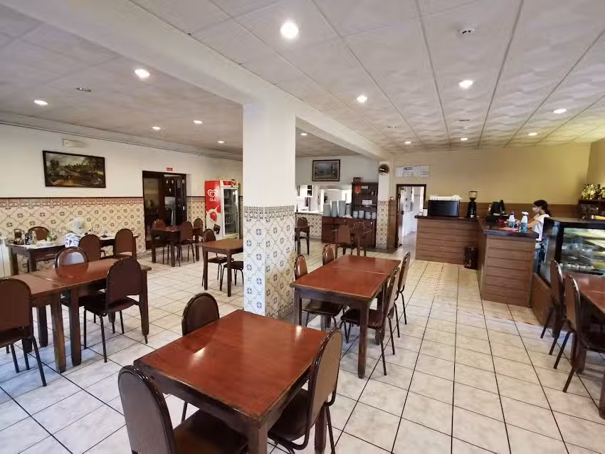 Gavi&atilde;o churrasqueira Anadia