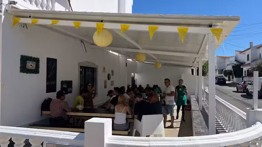 Good Vibes Bar e Restaurante