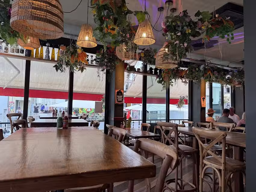 GUANABANA &ndash; Tacos y Cocktails