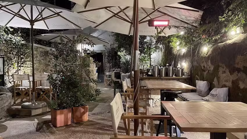 H&aacute; peixe na pra&ccedil;a