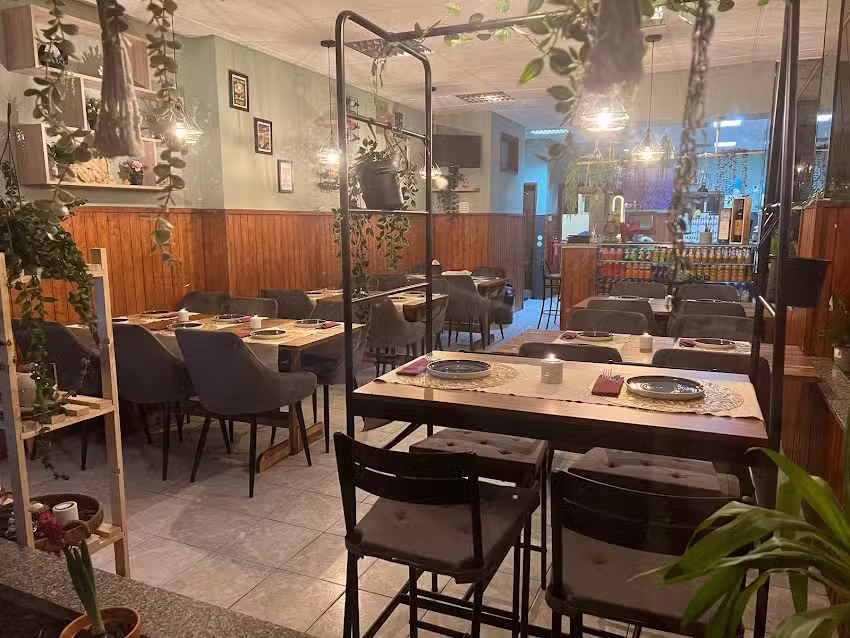 HIMALAYAN DINE-IN RESTAURANT(Nepali and Indian restaurant)